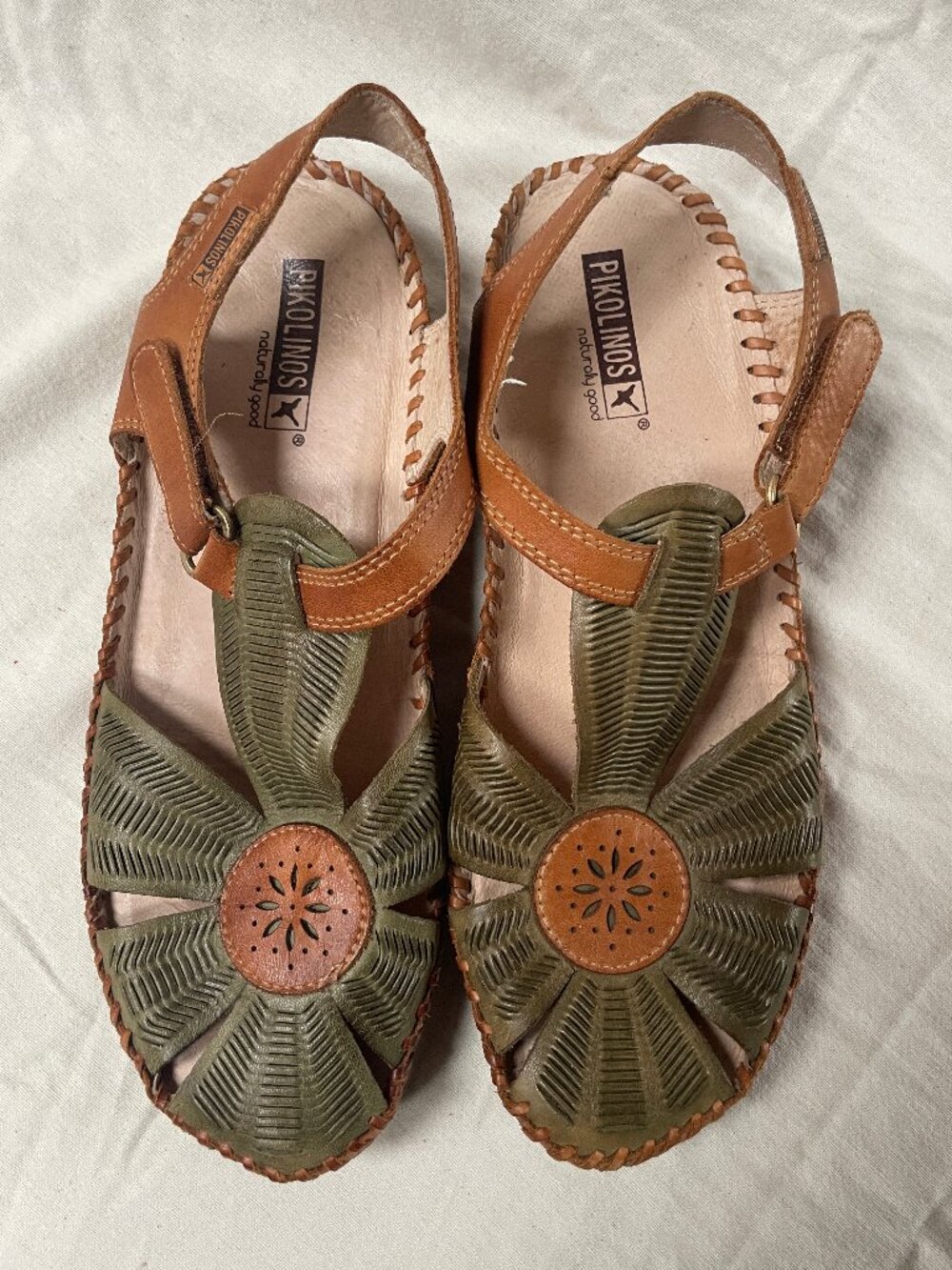 Pikolinos Tan & Olive Leather Floral Cutout Fisherman Sandals Size 40 / 8.5-9